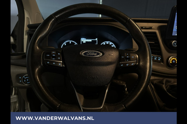Ford Transit Custom 2.0 TDCI 130pk L1H1 Euro6 Airco | Camera | LED | Cruisecontrol | Apple Carplay | 2500kg Trekhaak Android Auto, Parkeersensoren, Stoelverwarming, Verwarmde voorruit, Bijrijdersbank