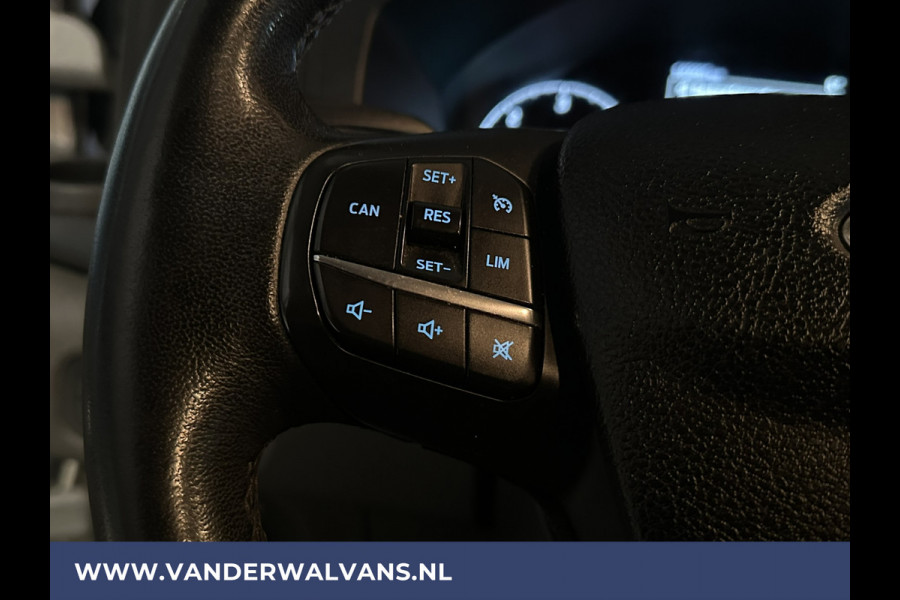 Ford Transit Custom 2.0 TDCI 130pk L1H1 Euro6 Airco | Camera | LED | Cruisecontrol | Apple Carplay | 2500kg Trekhaak Android Auto, Parkeersensoren, Stoelverwarming, Verwarmde voorruit, Bijrijdersbank