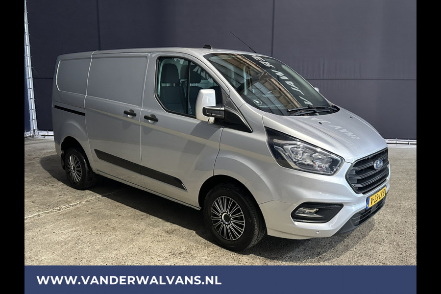 Ford Transit Custom 2.0 TDCI 130pk L1H1 Euro6 Airco | Camera | LED | Cruisecontrol | Apple Carplay | 2500kg Trekhaak Android Auto, Parkeersensoren, Stoelverwarming, Verwarmde voorruit, Bijrijdersbank