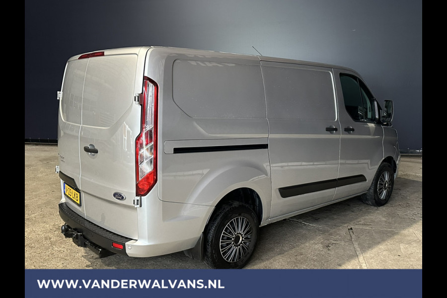 Ford Transit Custom 2.0 TDCI 130pk L1H1 Euro6 Airco | Camera | LED | Cruisecontrol | Apple Carplay | 2500kg Trekhaak Android Auto, Parkeersensoren, Stoelverwarming, Verwarmde voorruit, Bijrijdersbank