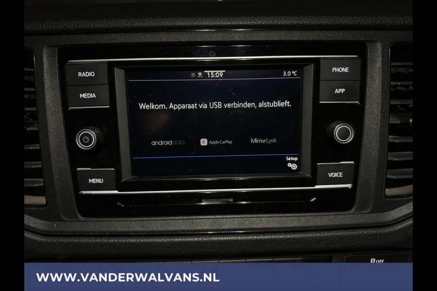 Volkswagen Crafter 2.0 TDI 141pk L3H3 L2H2 Euro6 Airco | Camera | Apple Carplay | Android Auto Cruisecontrol, Chauffeursstoel, Parkeersensoren, Bijrijdersbank, zilver
