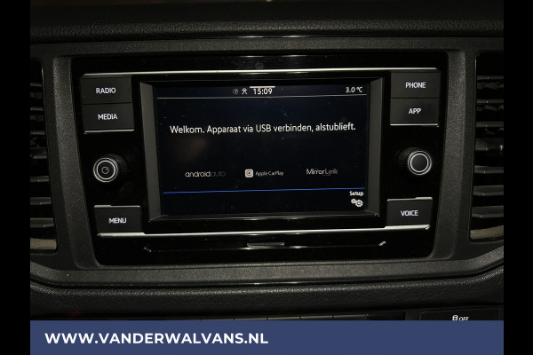 Volkswagen Crafter 2.0 TDI 141pk L3H3 L2H2 Euro6 Airco | Camera | Apple Carplay | Android Auto Cruisecontrol, Chauffeursstoel, Parkeersensoren, Bijrijdersbank, zilver