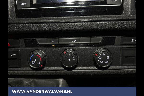 Volkswagen Crafter 2.0 TDI 141pk L3H3 L2H2 Euro6 Airco | Camera | Apple Carplay | Android Auto Cruisecontrol, Chauffeursstoel, Parkeersensoren, Bijrijdersbank, zilver