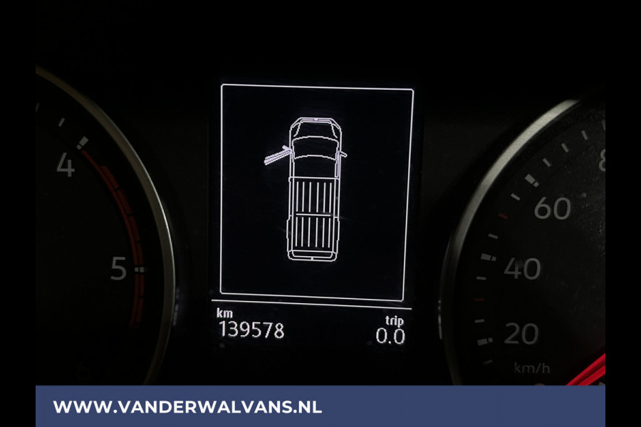 Volkswagen Crafter 2.0 TDI 141pk L3H3 L2H2 Euro6 Airco | Camera | Apple Carplay | Android Auto Cruisecontrol, Chauffeursstoel, Parkeersensoren, Bijrijdersbank, zilver