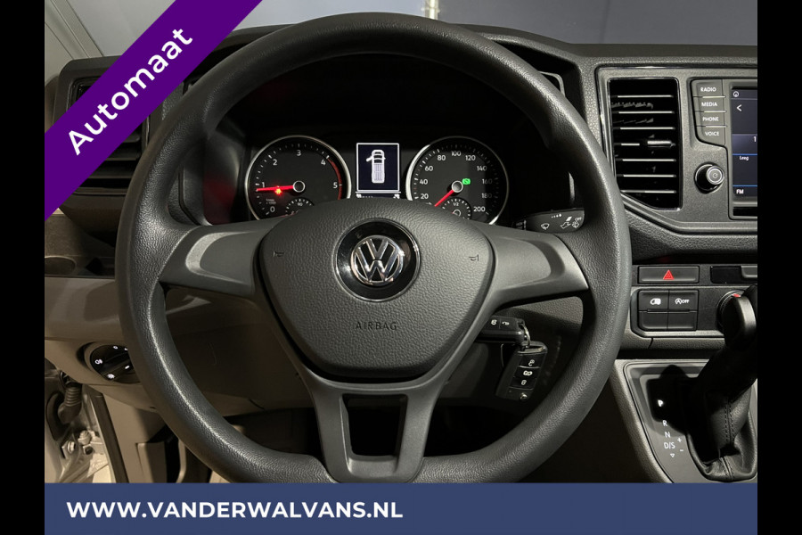 Volkswagen Crafter 2.0 TDI 177 pk Automaat L3H3 L2H2 Euro6 Airco | Camera | Navigatie | LED | Apple Carplay | Andoid Auto, Cruisecontrol, Parkeersensoren, zilver