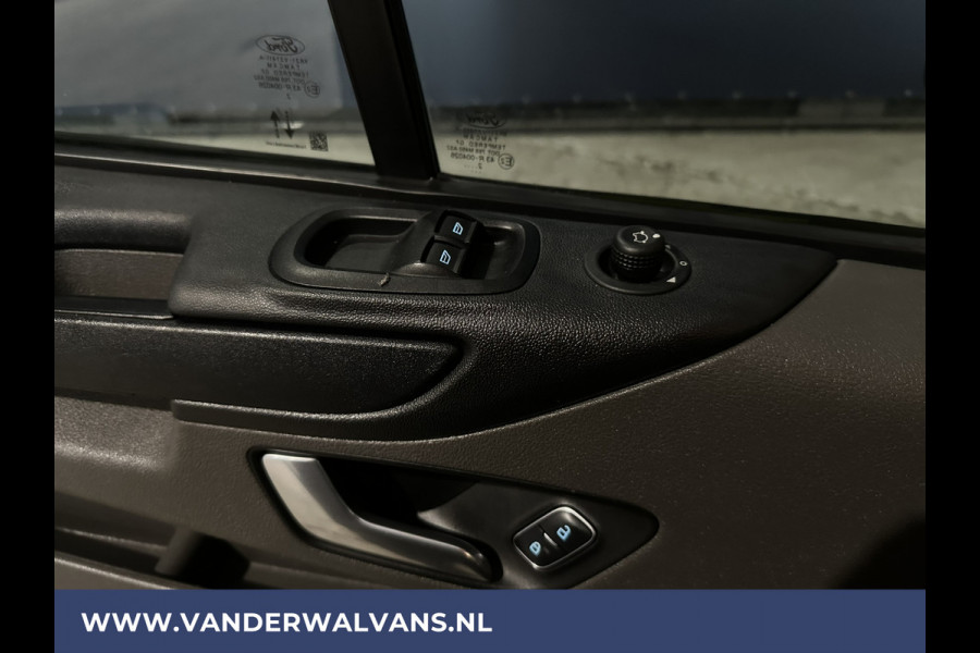 Ford Transit Custom 2.0 TDCI 130 pk L2H1 Euro6 Airco | LED | Cruisecontrol | Verwarmde voorruit | Parkeersensoren Bijrijdersbank, 2800kg trekvermogen