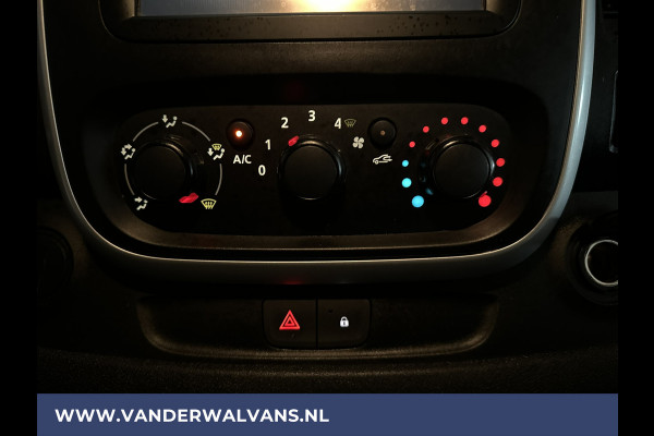 Renault Trafic 1.6 dCi 125 pk L2H1 Euro6 Airco | Navigatie | Trekhaak | Cruisecontrol | Parkeersensoren Bijrijdersbank
