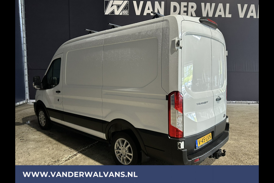 Ford Transit 2.0 TDCI L2H2 Euro6 Airco | 2450kg Trekhaak | LM velgen | Verwarmde voorruit Dakdragers, Bijrijdersbank