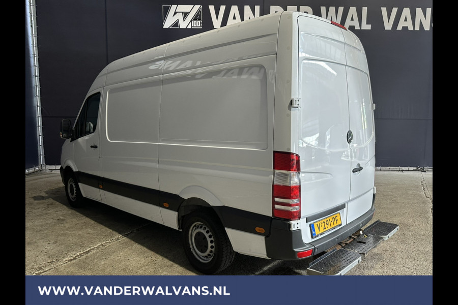 Mercedes-Benz Sprinter 316 CDI 163 pk L2H2 Euro6 Airco | 2800kg Trekhaak | Omvormer | Cruisecontrol parkeersensoren, chauffeursstoel