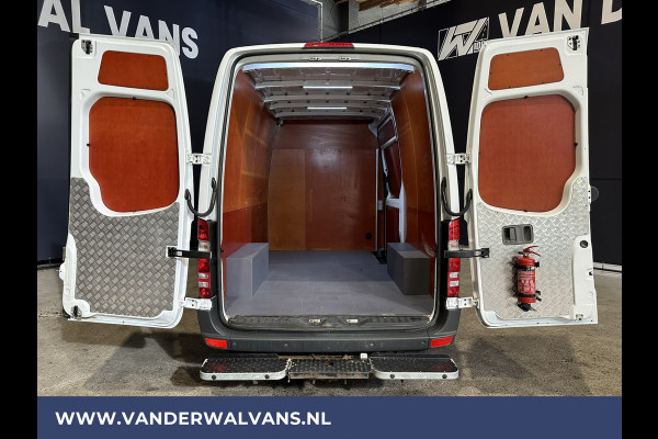 Mercedes-Benz Sprinter 316 CDI 163 pk L2H2 Euro6 Airco | 2800kg Trekhaak | Omvormer | Cruisecontrol parkeersensoren, chauffeursstoel