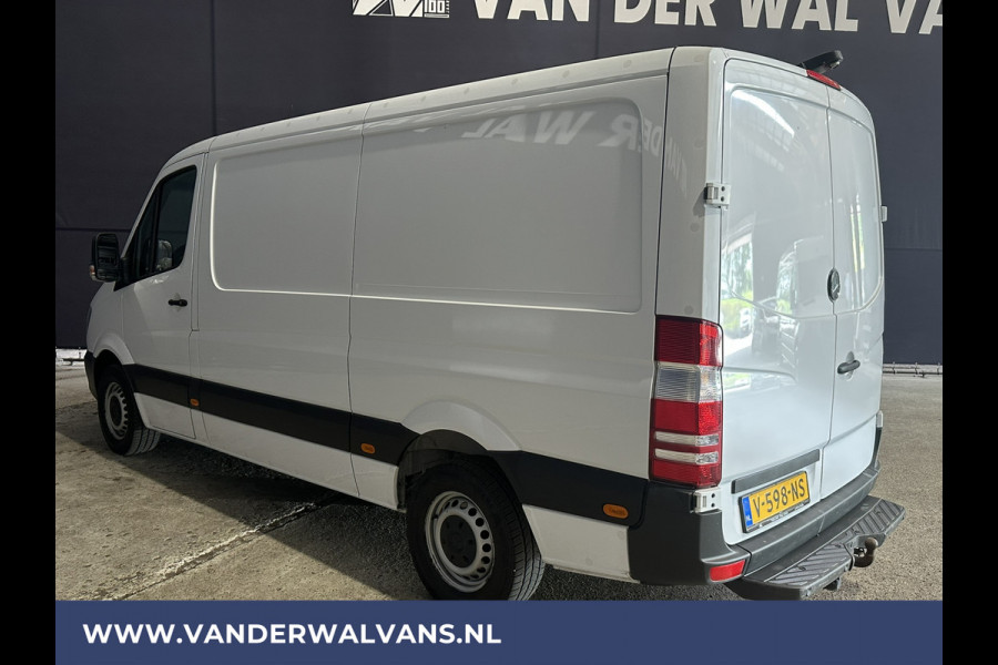 Mercedes-Benz Sprinter 316 CDI 163 pk L2H1 Euro6 Airco | Camera | Navigatie | 2800kg Trekhaak | Cruisecontrol Chauffeursstoel, Parkeersensoren