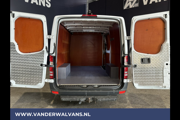 Mercedes-Benz Sprinter 316 CDI 163 pk L2H1 Euro6 Airco | Camera | Navigatie | 2800kg Trekhaak | Cruisecontrol Chauffeursstoel, Parkeersensoren