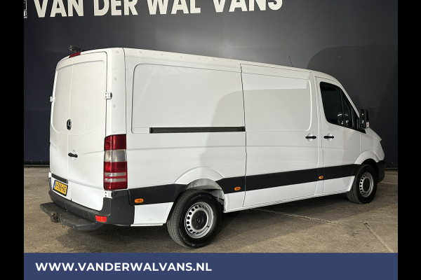 Mercedes-Benz Sprinter 316 CDI 163 pk L2H1 Euro6 Airco | Camera | Navigatie | 2800kg Trekhaak | Cruisecontrol Chauffeursstoel, Parkeersensoren