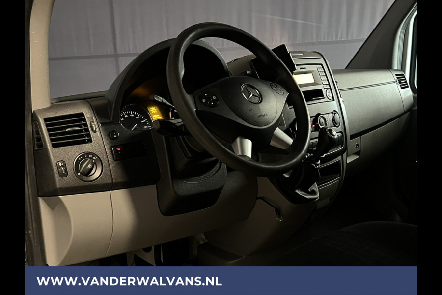 Mercedes-Benz Sprinter 316 CDI 163 pk L2H1 Euro6 Airco | Camera | Navigatie | 2800kg Trekhaak | Cruisecontrol Chauffeursstoel, Parkeersensoren