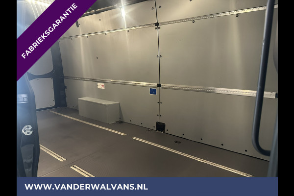 Mercedes-Benz Sprinter 317 CDI 170pk L3H2 Fabrieksgarantie Euro6 Airco | Camera | Apple Carplay | Android Auto Cruisecontrol, Parkeersensoren, Stoelverwarming, Bijrijdersbank, MBUX