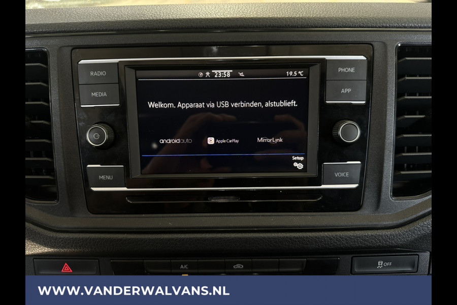 Volkswagen Crafter 2.0 TDI L3H3 L2H2 Euro6 Airco | Imperiaal | Cruisecontrol | Trekhaak Parkeersensoren, Sidebars, Bijrijdersbank, trap