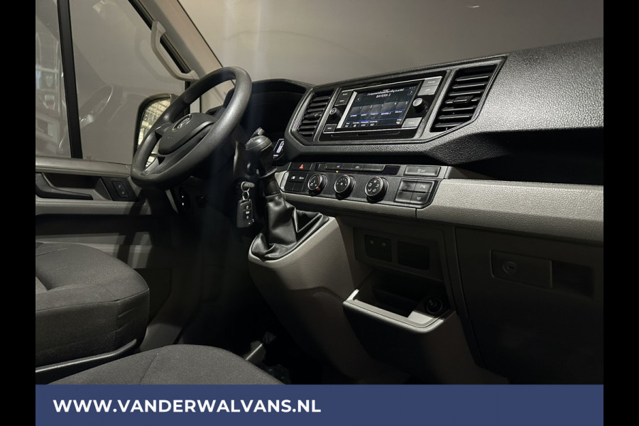 Volkswagen Crafter 2.0 TDI 140 pk L4H3 L3H2 Euro6 Airco | 2x zijdeur | Camera | Apple Carplay | Android Auto Parkeersensoren, Bijrijdersbank