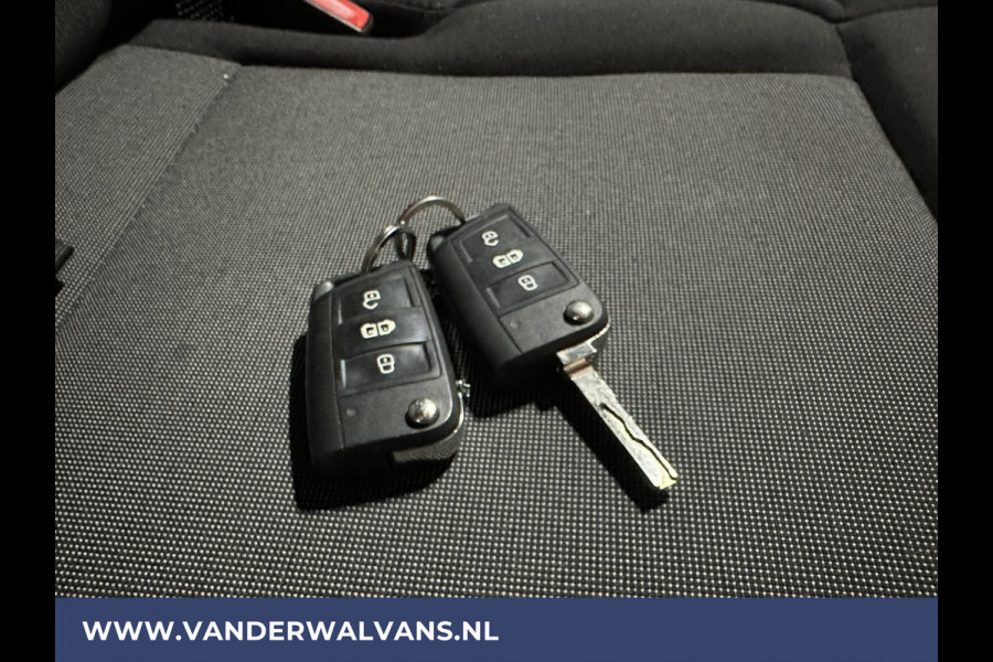 Volkswagen Crafter 2.0 TDI 140 pk L4H3 L3H2 Euro6 Airco | 2x zijdeur | Camera | Apple Carplay | Android Auto Parkeersensoren, Bijrijdersbank