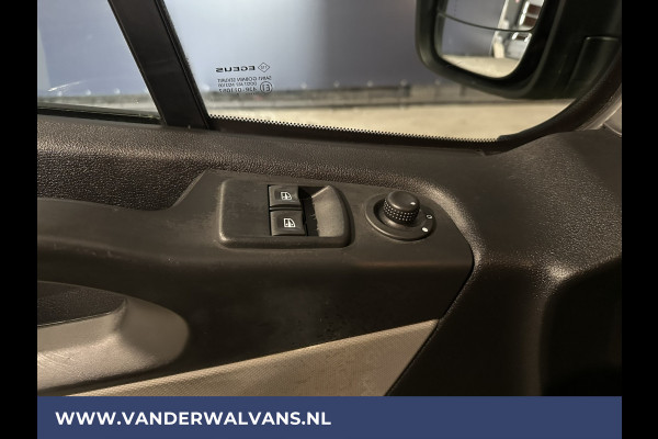 Renault Trafic 1.6 dCi L1H1 Euro6 Airco | Navigatie | Imperiaal | Cruisecontrol | Trekhaak | Parkeersensoren | Bijrijdersbank