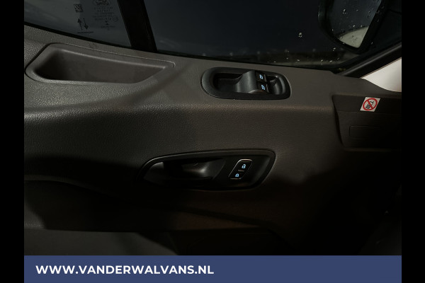 Ford Transit 2.0 TDCI 130 pk L3H2 Euro6 Airco | Camera | Navigatie | Apple Carplay | Andoid Auto | Cruisecontrol Verwarmde Voorruit, Parkeersensoren, Bijrijdersbank