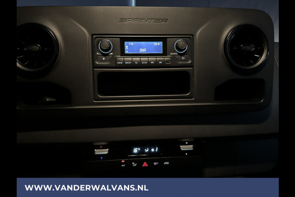 Mercedes-Benz Sprinter 211 CDI 115pk L2H1 Euro6 Airco | Trekhaak | Bijrijdersbank | Bluetooth telefoonvoorbereiding zijdeur