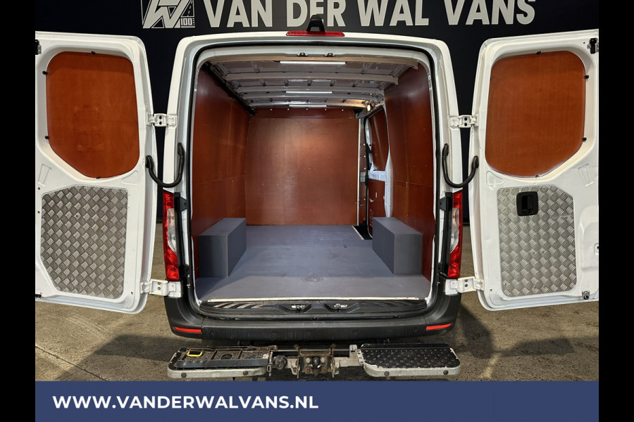 Mercedes-Benz Sprinter 316 CDI 163 pk L2H1 Euro6 Airco | 2800kg Trekhaak | Camera | Apple Carplay Parkeersensoren, Android Auto, Cruisecontrol