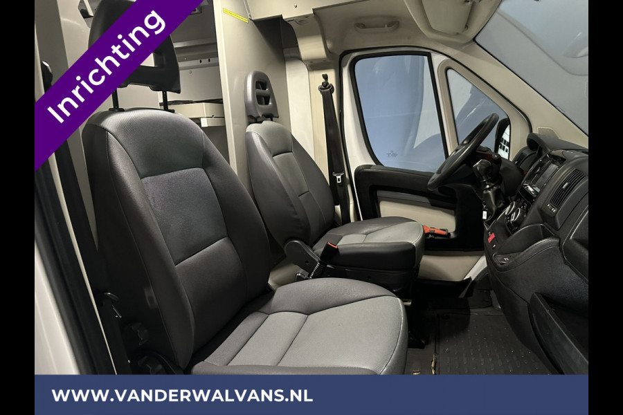 Fiat Ducato 3.0 NP 136 pk L4H2 Post NL inrichting Euro6 Airco | Camera | Navigatie | Sidebars | 270 Graden achterdeuren Schappen, Doorloopdeur