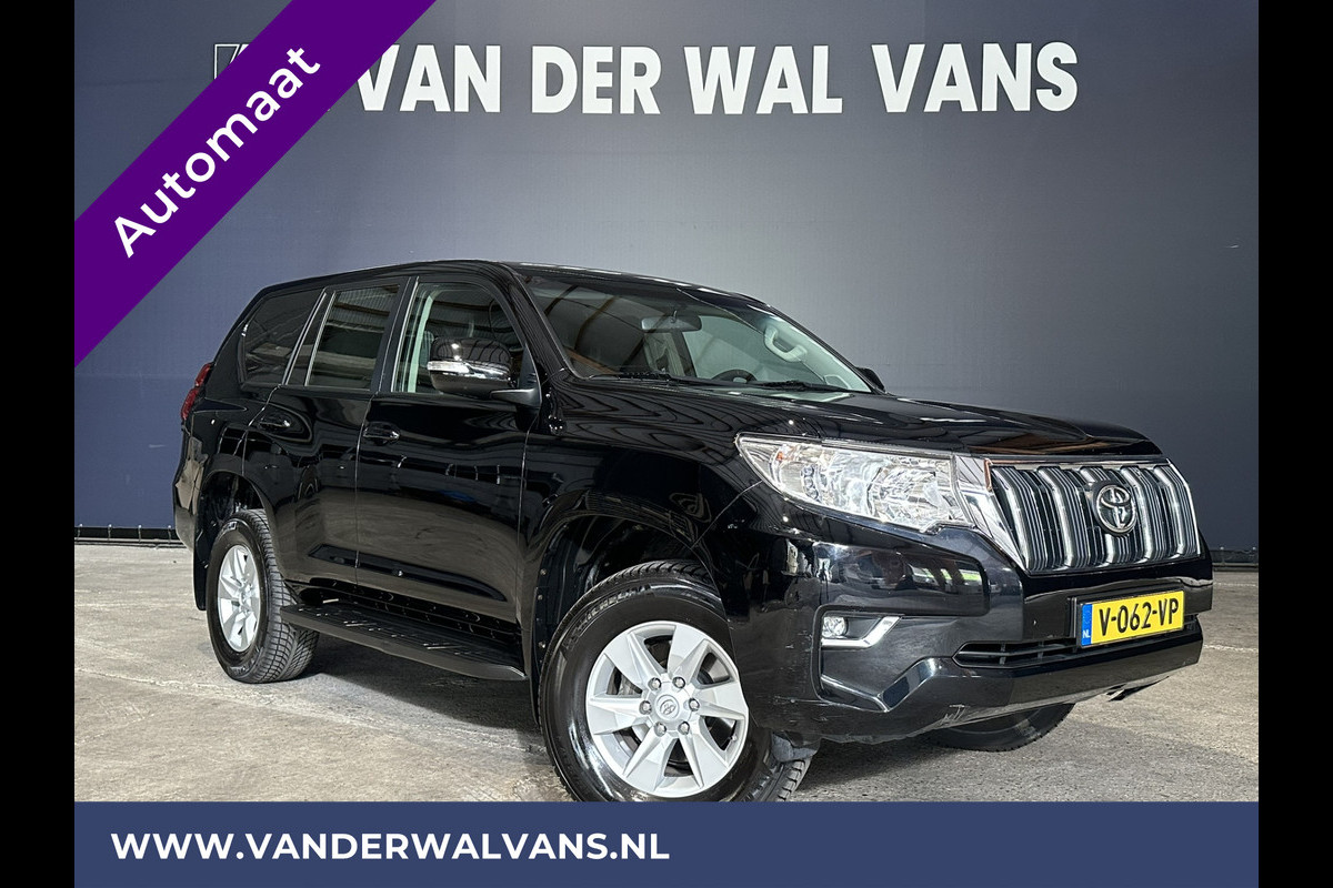 Toyota Land Cruiser 2.8 D-4D-F 177pk Automaat 3000kg Trekhaak Euro6 Airco | Camera | Navigatie | LM velgen Cruisecontrol, Parkeersensoren, Stoelverwarming, Verwarmde voorruit Toyota Land Cruiser 2.8 D-4D-F 177pk Automaat 3000kg Trekhaak Euro6 Airco | Camera | Navigatie | LM velgen Cruisecontrol, Parkeersensoren, Stoelverwarming, Verwarmde voorruit