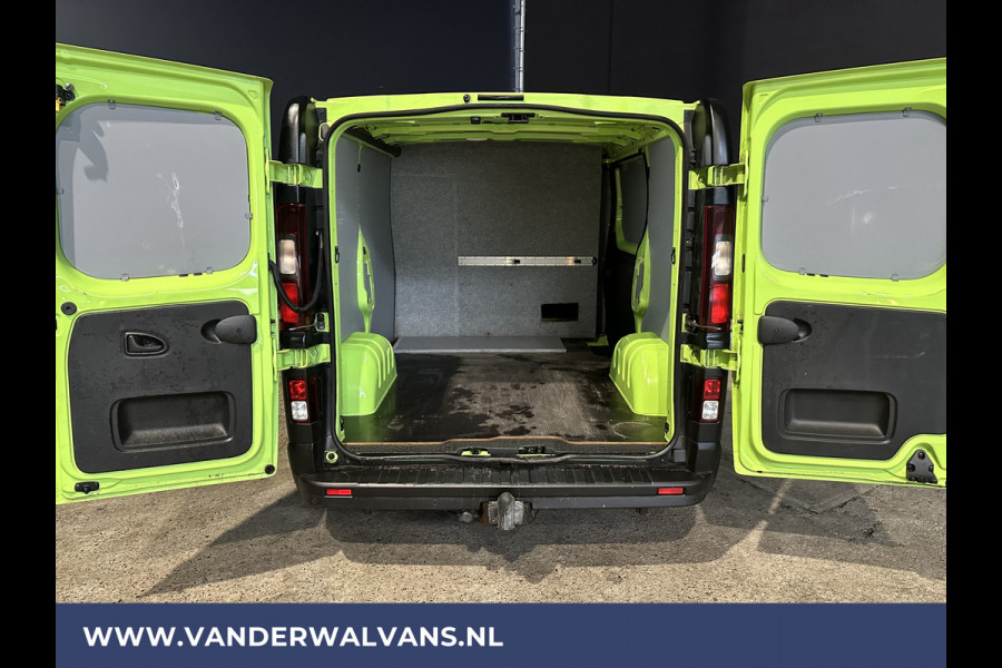 Renault Trafic 1.6 dCi L1H1 Euro6 Airco | Navigatie | Cruisecontrol | Trekhaak | Parkeersensoren Bijrijdersbank