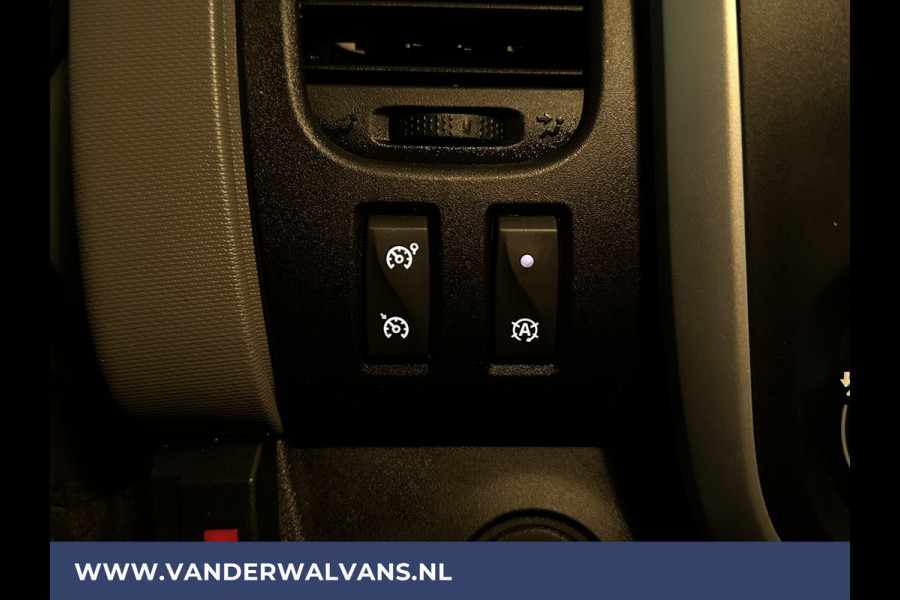 Renault Trafic 1.6 dCi L1H1 Euro6 Airco | Navigatie | Cruisecontrol | Trekhaak | Parkeersensoren Bijrijdersbank