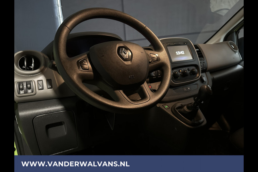 Renault Trafic 1.6 dCi L1H1 Euro6 Airco | Navigatie | Cruisecontrol | Trekhaak | Parkeersensoren Bijrijdersbank