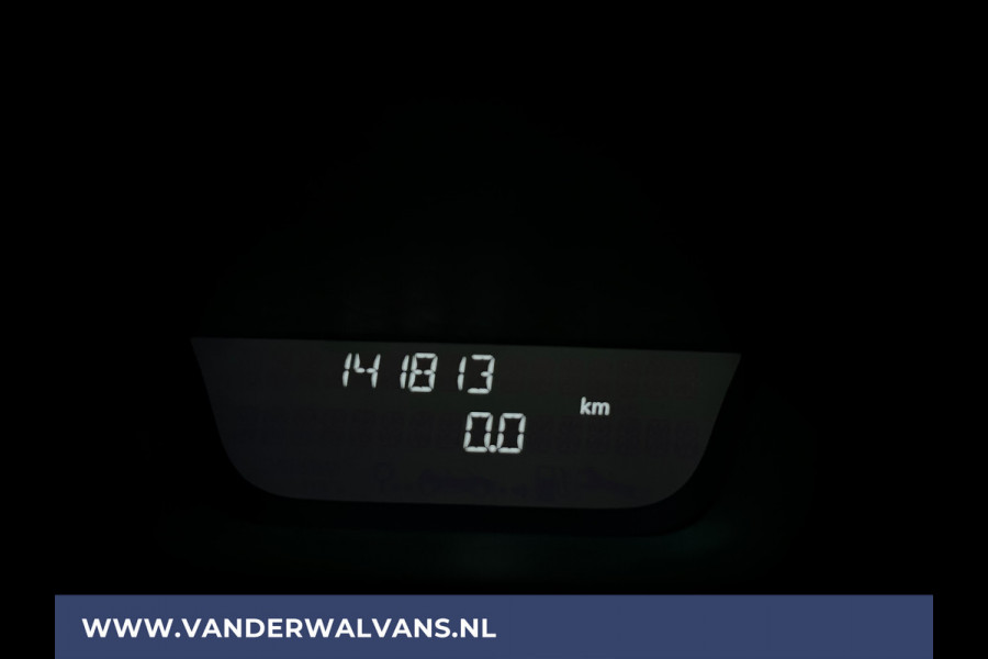 Renault Trafic 1.6 dCi L1H1 Euro6 Airco | Navigatie | Cruisecontrol | Trekhaak | Parkeersensoren Bijrijdersbank