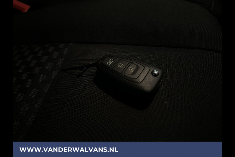 Ford Transit 2.0 TDCI 131pk L4H3 Euro6 Airco | Camera | Navigatie | Apple Carplay | Android Auto Cruisecontrol, Parkeersensoren, Verwarmde voorruit, Stoelverwarming, Bijrijdersbank