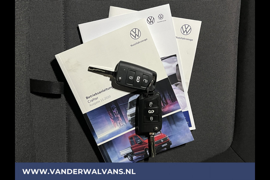 Volkswagen Crafter 2.0 TDI 141pk L3H2 L2H1 Euro6 Airco | Camera | Apple Carplay | Android Auto Bijrijdersbank