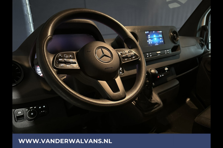 Mercedes-Benz Sprinter 316 CDI 164pk L3H2 Euro6 Airco | Camera | Navigatie | Cruisecontrol | Stoelverwarming | Parkeersensoren, chauffeursstoel, MBUX, bijrijdersbank