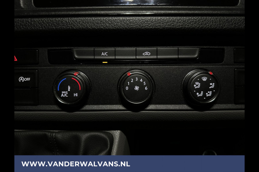 Volkswagen Crafter 2.0 TDI 140 pk L3H3 L2H2 Euro6 Airco | Camera | Apple Carplay | Android Auto Parkeersensoren, Bijrijdersbank