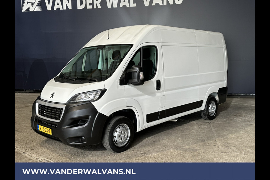 Peugeot Boxer 2.2 BlueHDi 140pk L2H2 Euro6 Airco | Camera | Navigatie | 2500kg Trekhaak Cruisecontrol, Parkeersensoren, Bijrijdersbank