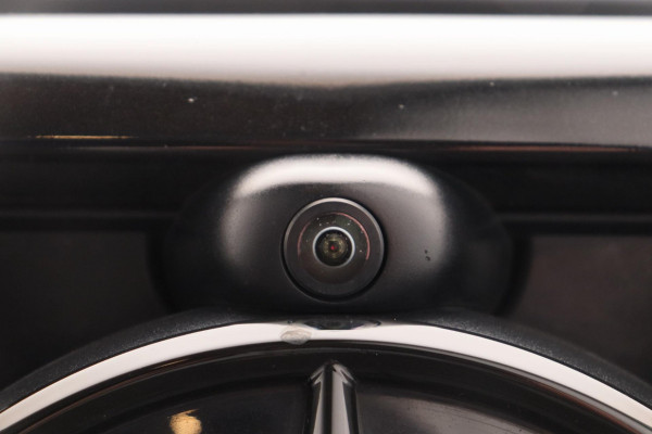 Mercedes-Benz G-Klasse 63 AMG 585 PK, Burmester, Distronic/Plus, Multibeam/Led, 360/Camera, Standkachel, 22''/Wheels,