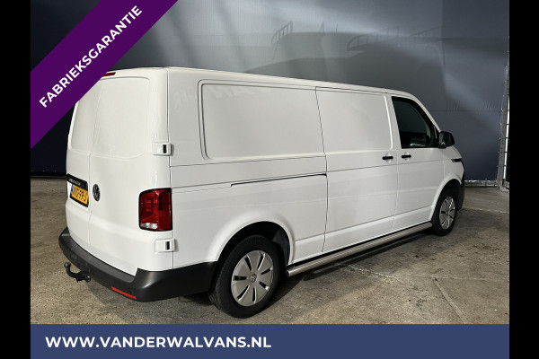 Volkswagen Transporter 2.0 TDI L2H1 Fabrieksgarantie Euro6 # Airco | Apple Carplay | Trekhaak | Cruisecontrol Android Auto, Parkeersensoren, Sidebars, Bijrijdersbank
