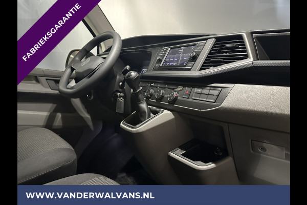 Volkswagen Transporter 2.0 TDI L2H1 Fabrieksgarantie Euro6 # Airco | Apple Carplay | Trekhaak | Cruisecontrol Android Auto, Parkeersensoren, Sidebars, Bijrijdersbank