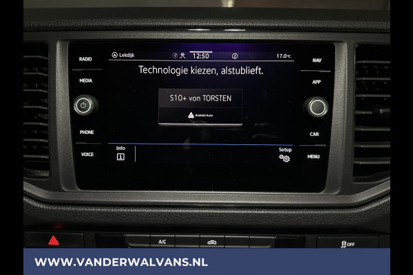 Volkswagen Crafter 2.0 TDI 140pk L3H2 (oude L2H1) Euro6 # Airco | Navigatie | Apple Carplay | Android auto parkeersensoren, 3000kg trekvermogen