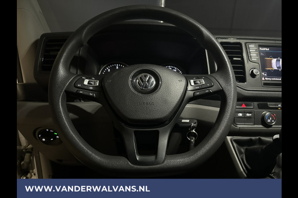 Volkswagen Crafter 2.0 TDI 140pk L3H3 L2H2 Euro6 Airco | Cruisecontrol | Camera | Apple Carplay Android Auto, Parkeersensoren, Bijrijdersbank, 3000kg Trekvermogen, zilver