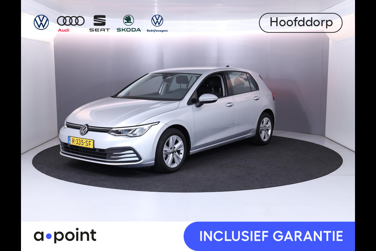 Volkswagen Golf 1.0 TSI Life 110 pk | Navigatie | Parkeersensoren | Adaptieve cruise control | Autom. airco | Apple Carplay/Android Auto |