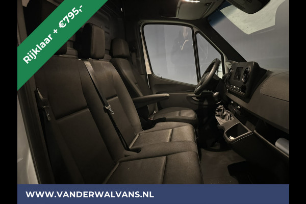 Mercedes-Benz Sprinter 317 CDI 170 pk L3H2 Euro6 RIJKLAAR Airco | MBUX | Camera | Navigatie | Trekhaak | Cruisecontrol Parkeersensoren, Bijrijdersbank, MBUX
