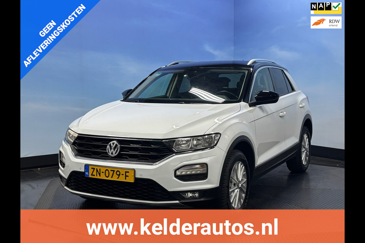 Volkswagen T-Roc 1.0 TSI Style Clima | Camera | Navi |Cruise | Trekhaak Volkswagen T-Roc 1.0 TSI Style Clima | Camera | Navi |Cruise | Trekhaak