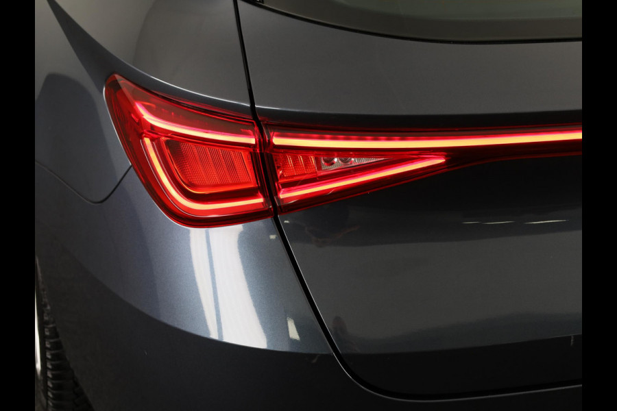 Seat Leon Sportstourer 1.0 TSI Reference 90 pk | Navigatie via App | Autom. airco | Cruise control | LED koplampen | Apple Carplay/Android Auto |
