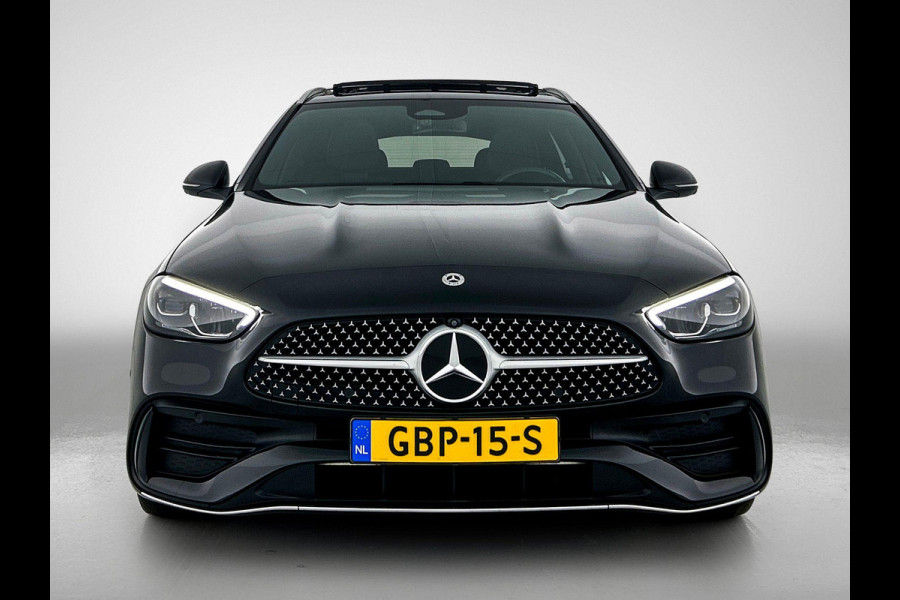 Mercedes-Benz C-Klasse Estate 300 e AMG Line(Dealer OnderH, Panorama, Sfeer verlichting, StoelV, Carplay, Parkeersensoren, Etc)