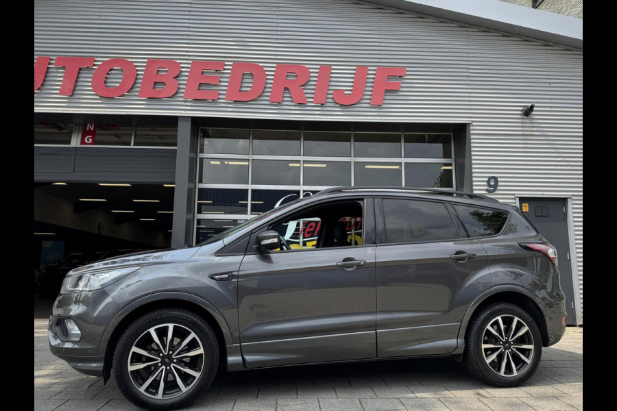Ford Kuga 1.5 EcoBoost ST Line - Navigatie I Airco I Leer I PDC I Trekhaak I Dealer onderhouden