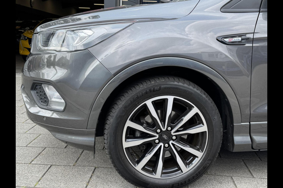 Ford Kuga 1.5 EcoBoost ST Line - Navigatie I Airco I Leer I PDC I Trekhaak I Dealer onderhouden