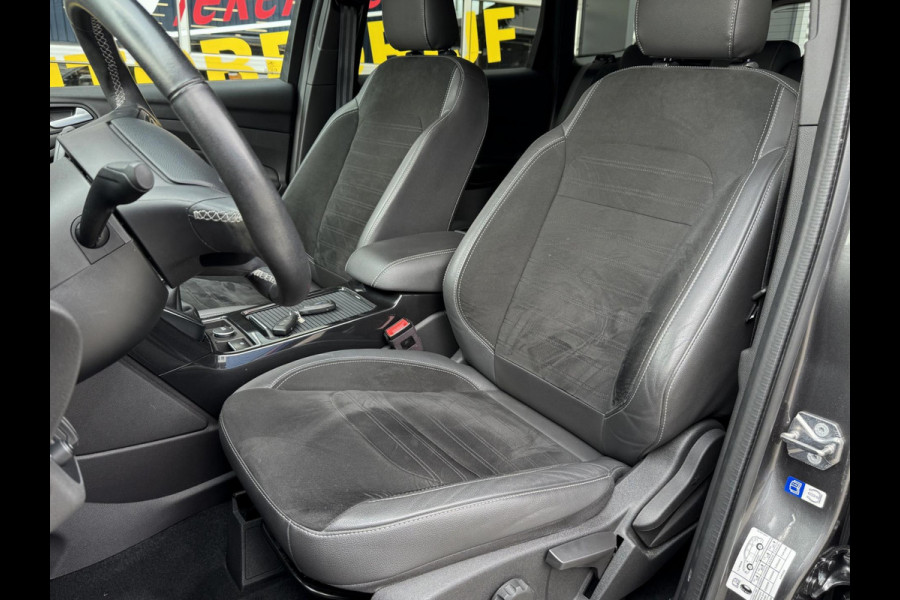 Ford Kuga 1.5 EcoBoost ST Line - Navigatie I Airco I Leer I PDC I Trekhaak I Dealer onderhouden